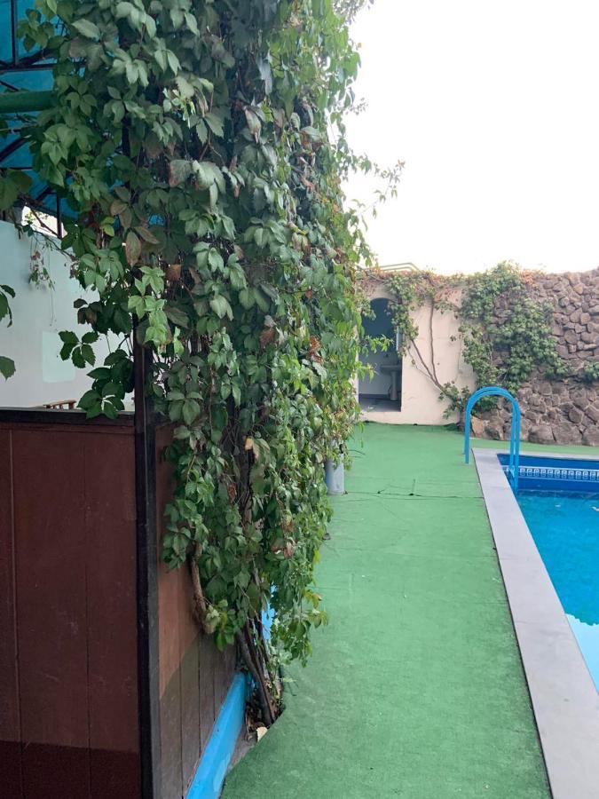 Tnak Hotel Γιερεβάν Εξωτερικό φωτογραφία